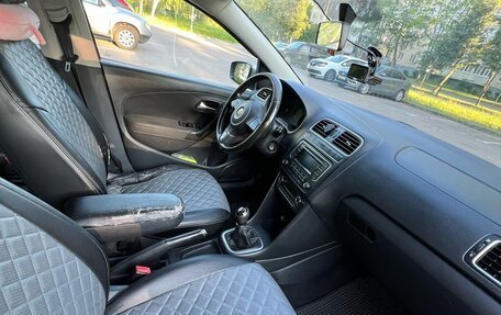 Volkswagen Polo VI (EU Market), 2013 год, 600 000 рублей, 10 фотография