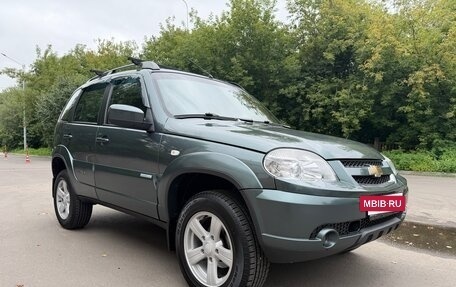 Chevrolet Niva I рестайлинг, 2014 год, 730 000 рублей, 4 фотография