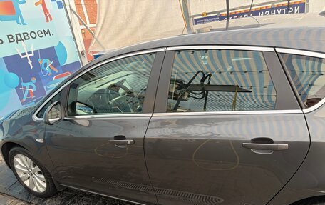 Opel Astra J, 2011 год, 580 000 рублей, 7 фотография