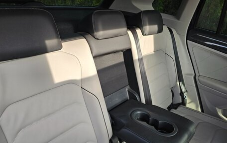 Volkswagen Tiguan II, 2017 год, 2 750 000 рублей, 16 фотография