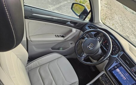 Volkswagen Tiguan II, 2017 год, 2 750 000 рублей, 18 фотография