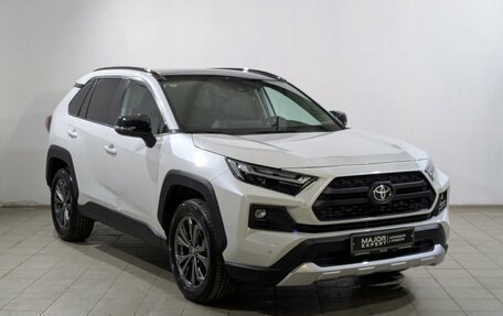 Toyota RAV4, 2025 год, 4 190 000 рублей, 10 фотография
