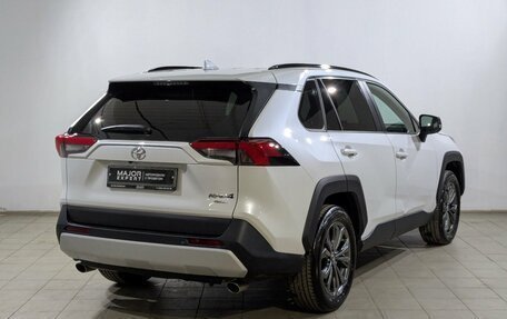 Toyota RAV4, 2025 год, 4 190 000 рублей, 14 фотография