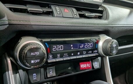 Toyota RAV4, 2025 год, 4 190 000 рублей, 19 фотография