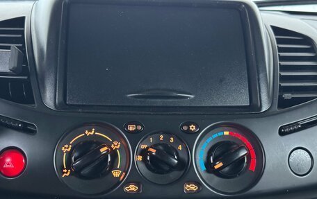 Mitsubishi L200 IV рестайлинг, 2007 год, 1 149 000 рублей, 15 фотография