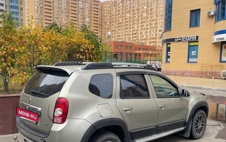 Renault Duster I рестайлинг, 2014 год, 800 000 рублей, 4 фотография
