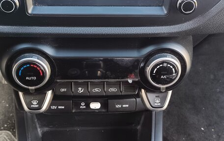 KIA Rio IV, 2018 год, 1 300 000 рублей, 13 фотография
