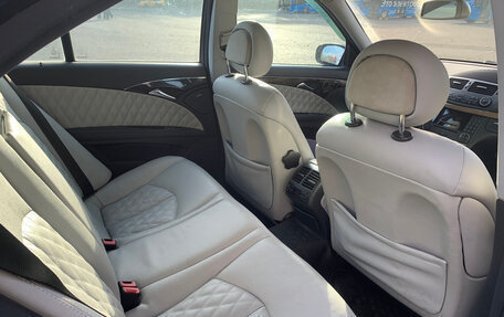 Mercedes-Benz E-Класс, 2004 год, 480 000 рублей, 9 фотография