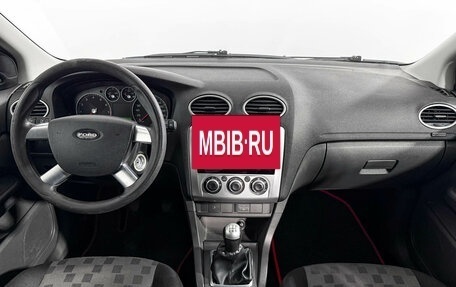 Ford Focus II рестайлинг, 2006 год, 390 000 рублей, 18 фотография
