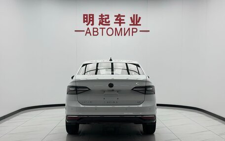 Volkswagen Lavida, 2023 год, 1 417 000 рублей, 6 фотография