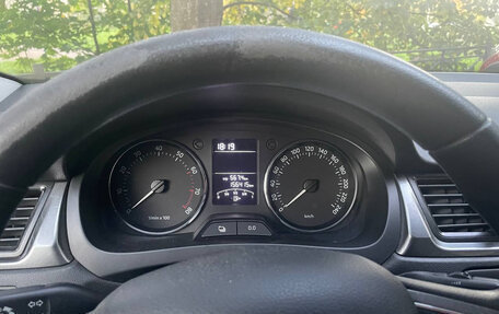 Skoda Rapid I, 2014 год, 690 000 рублей, 2 фотография