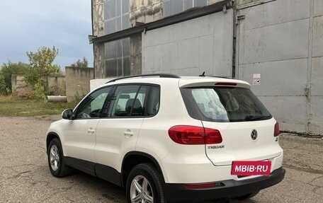 Volkswagen Tiguan I, 2012 год, 990 000 рублей, 4 фотография