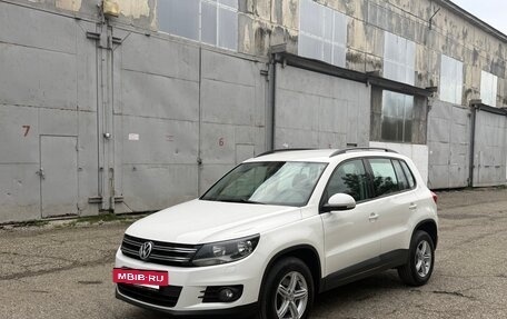 Volkswagen Tiguan I, 2012 год, 990 000 рублей, 6 фотография