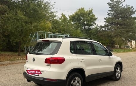 Volkswagen Tiguan I, 2012 год, 990 000 рублей, 3 фотография