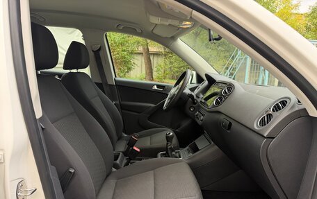 Volkswagen Tiguan I, 2012 год, 990 000 рублей, 13 фотография