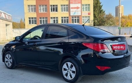 Hyundai Solaris II рестайлинг, 2014 год, 930 000 рублей, 5 фотография