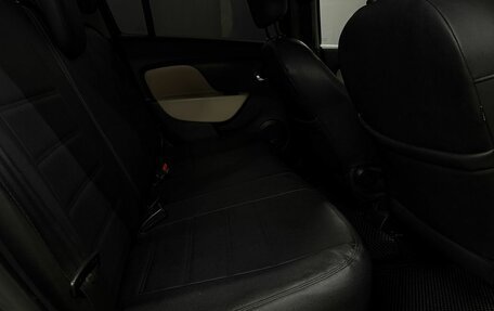 Renault Logan II, 2014 год, 619 777 рублей, 13 фотография