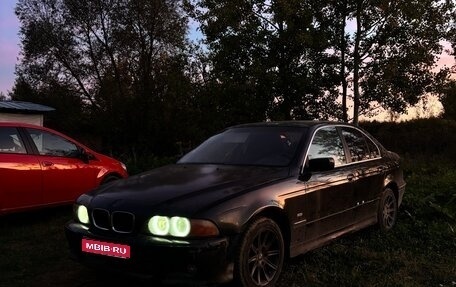 BMW 5 серия, 2000 год, 125 000 рублей, 1 фотография