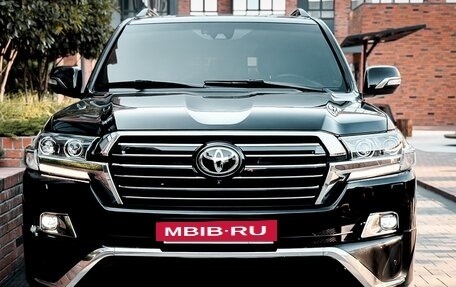 Toyota Land Cruiser 200, 2016 год, 5 390 000 рублей, 8 фотография