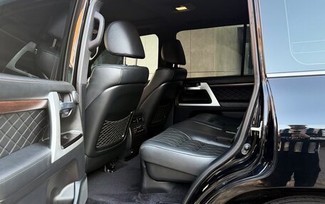 Toyota Land Cruiser 200, 2016 год, 5 390 000 рублей, 18 фотография
