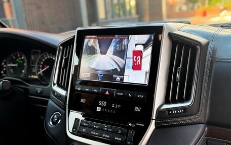 Toyota Land Cruiser 200, 2016 год, 5 390 000 рублей, 15 фотография