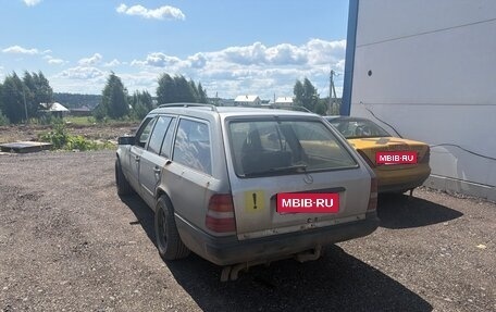 Mercedes-Benz W124, 1988 год, 1 100 000 рублей, 3 фотография