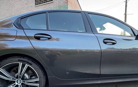 BMW 3 серия, 2019 год, 3 300 000 рублей, 10 фотография