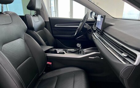 Geely Emgrand, 2024 год, 1 699 000 рублей, 24 фотография