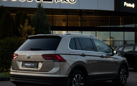 Volkswagen Tiguan II, 2019 год, 1 748 000 рублей, 4 фотография