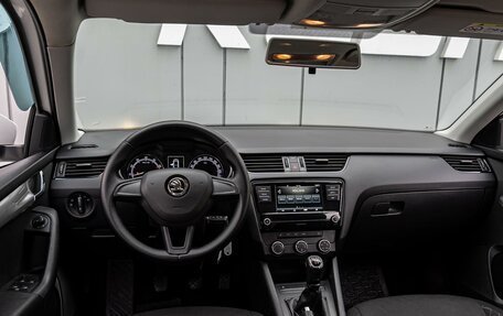 Skoda Octavia, 2020 год, 1 580 000 рублей, 6 фотография