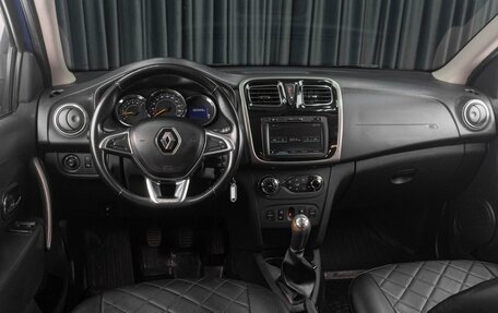 Renault Logan II, 2018 год, 699 000 рублей, 6 фотография