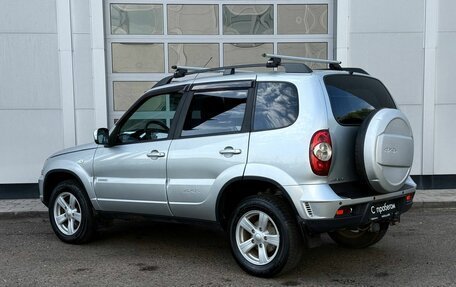 Chevrolet Niva I рестайлинг, 2018 год, 692 000 рублей, 3 фотография