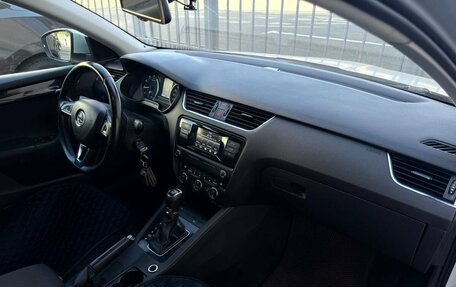 Skoda Octavia, 2015 год, 1 450 000 рублей, 14 фотография
