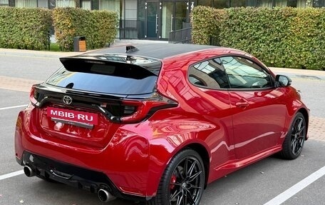Toyota Yaris, 2024 год, 7 800 000 рублей, 5 фотография