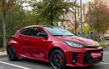 Toyota Yaris, 2024 год, 7 800 000 рублей, 7 фотография