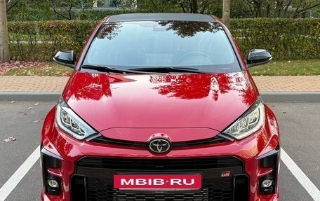 Toyota Yaris, 2024 год, 7 800 000 рублей, 8 фотография