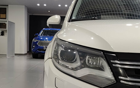 Volkswagen Tiguan I, 2011 год, 1 090 000 рублей, 21 фотография