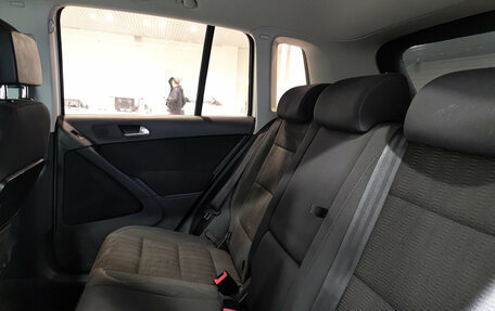 Volkswagen Tiguan I, 2011 год, 1 090 000 рублей, 16 фотография