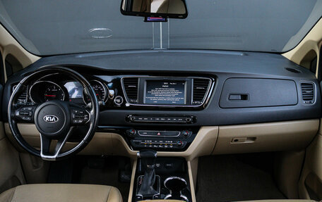 KIA Carnival III, 2020 год, 3 350 000 рублей, 10 фотография