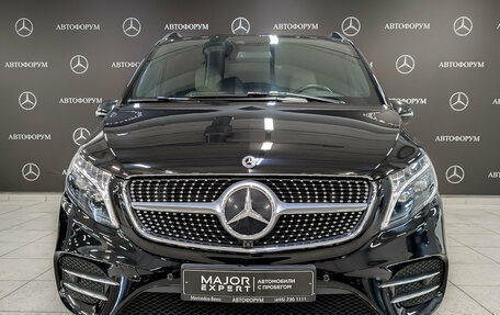 Mercedes-Benz V-Класс, 2022 год, 9 990 000 рублей, 2 фотография
