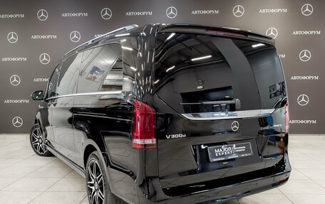 Mercedes-Benz V-Класс, 2022 год, 9 990 000 рублей, 7 фотография