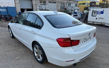 BMW 3 серия, 2013 год, 1 900 000 рублей, 13 фотография