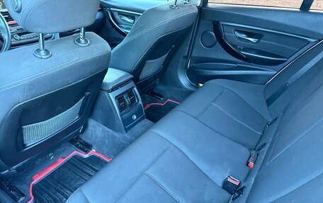 BMW 3 серия, 2013 год, 1 900 000 рублей, 10 фотография