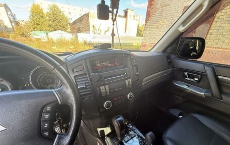 Mitsubishi Pajero IV, 2013 год, 2 100 000 рублей, 6 фотография