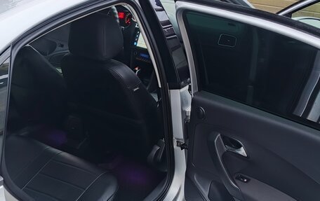 Volkswagen Polo VI (EU Market), 2011 год, 1 200 000 рублей, 15 фотография