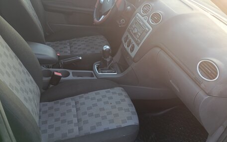 Ford Focus II рестайлинг, 2006 год, 240 000 рублей, 9 фотография