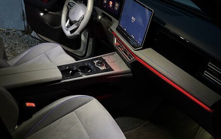 Volkswagen Tiguan, 2026 год, 4 500 000 рублей, 18 фотография
