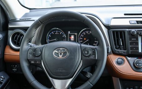 Toyota RAV4, 2015 год, 2 698 000 рублей, 16 фотография