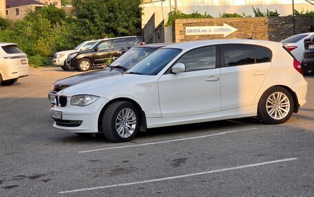 BMW 1 серия, 2011 год, 850 000 рублей, 3 фотография