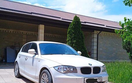 BMW 1 серия, 2011 год, 850 000 рублей, 7 фотография
